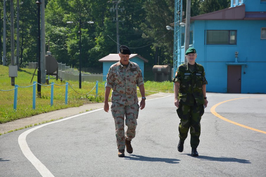 The Swedish and Swiss Heads of Delegation on their way to the weekly NNSC meeting that takes place in the Joint Security Area.